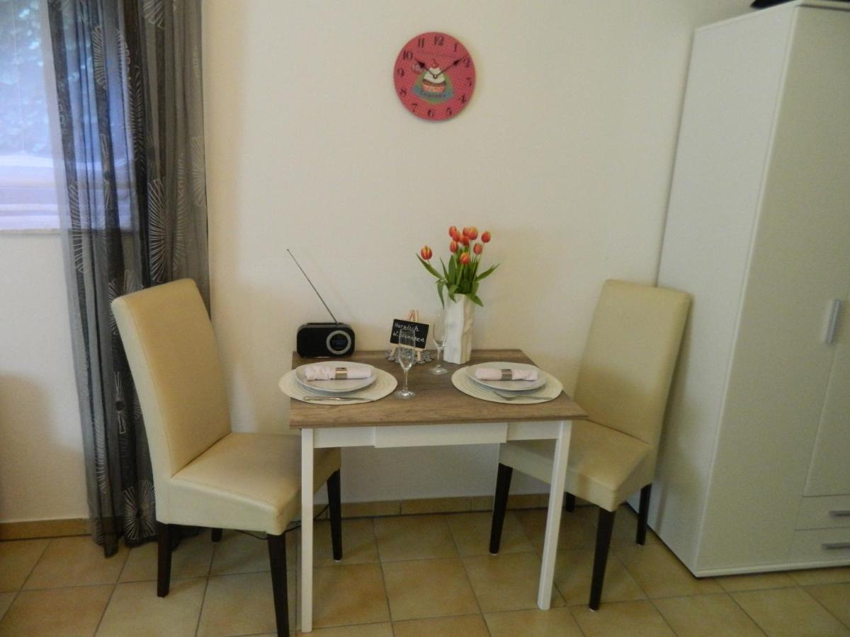 Ferienwohnung Kiko Zornheim エクステリア 写真