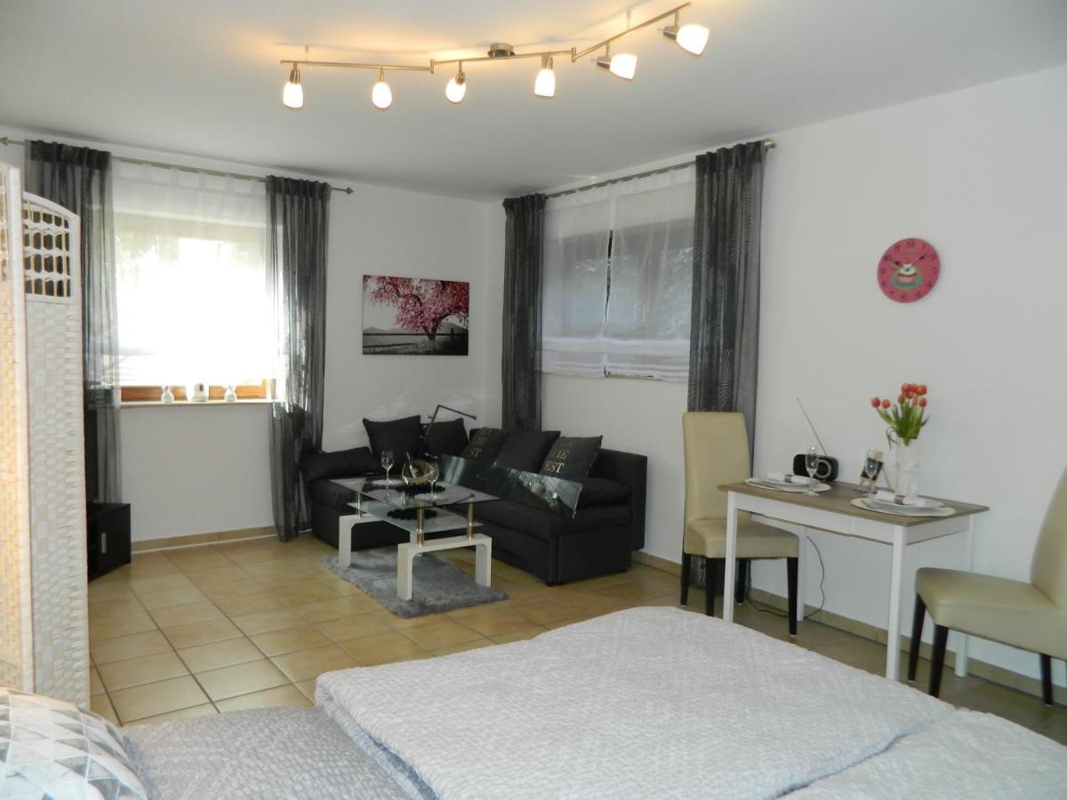 Ferienwohnung Kiko Zornheim エクステリア 写真